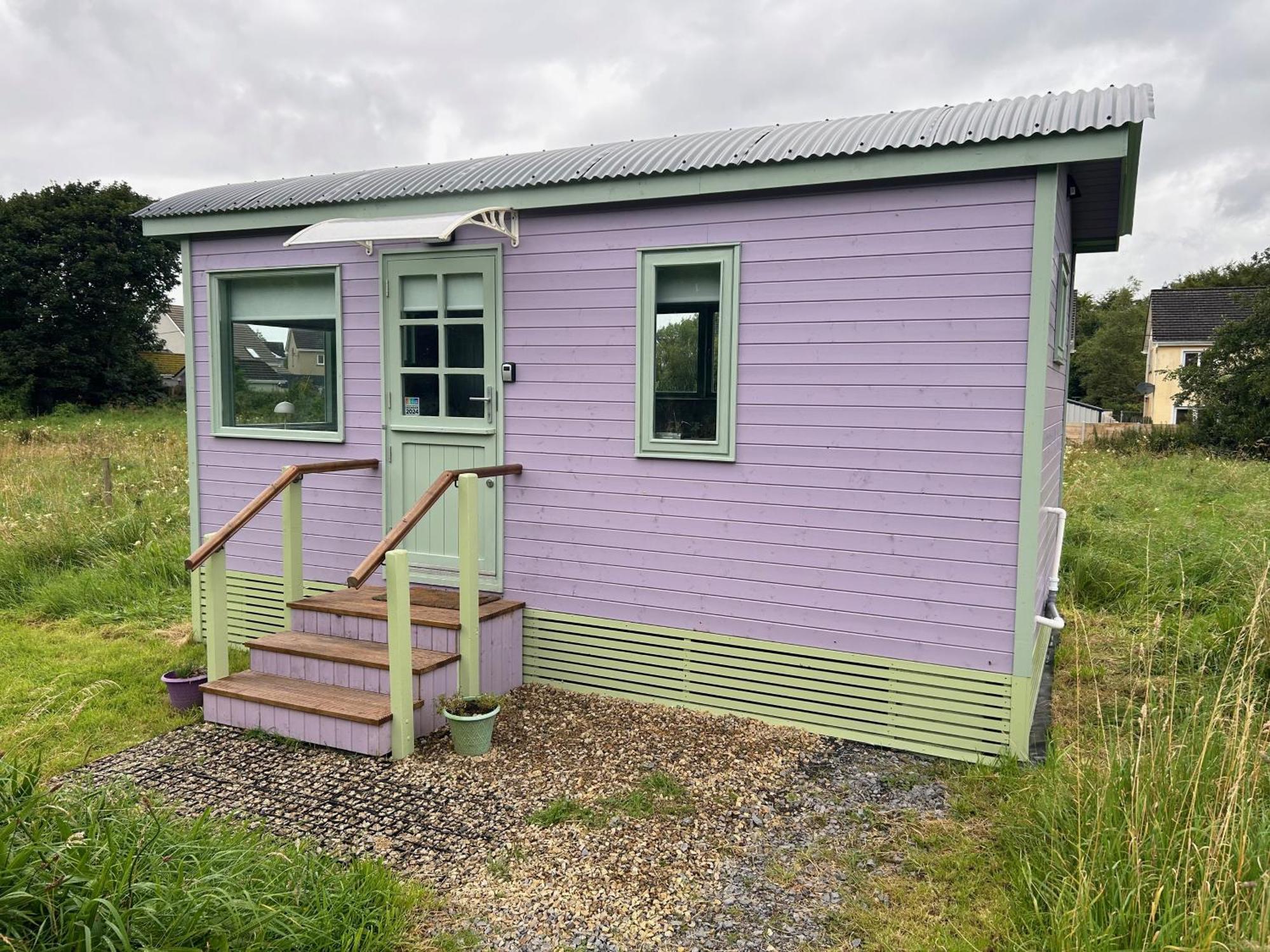 Market Street Shepherd'S Hut Leitrim Dromahair Exterior photo